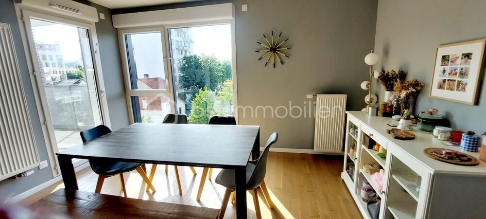 Bel appartement T4 de 89m² au 3e étage