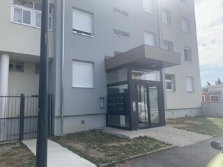  Appartement � louer 4 pi�ces 70 m�