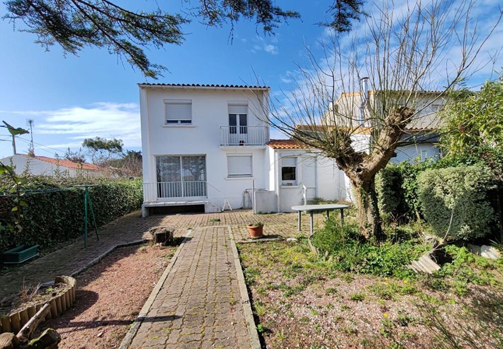 Vente Maison Maison Bourcefranc Le Chapus; 83 m2, 2 chambres, garage, parcelle de 408m2 Bourcefranc le chapus