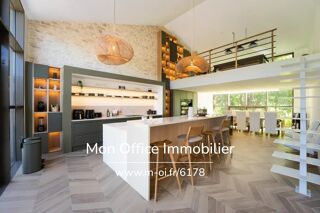 Maison à vendre 14 pièces 555 m²