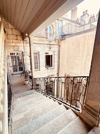  Appartement à vendre 6 pièces 170 m²