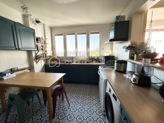  Appartement � vendre 4 pi�ces 84 m�