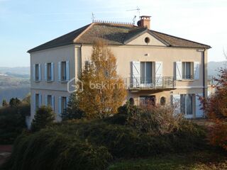 Maison � vendre 9 pi�ces 377 m�