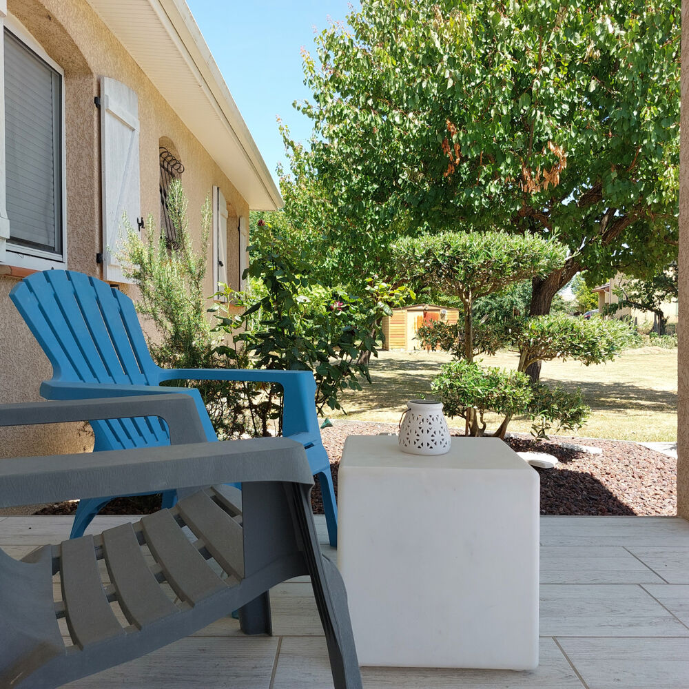 Maison à vendre 5 pièces CAMPSAS (82)avec garage attenant et double garage indépendant, piscine, terrasse couverte, puits, sur 2