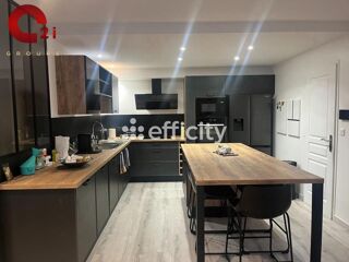  Maison � vendre 7 pi�ces 203 m�