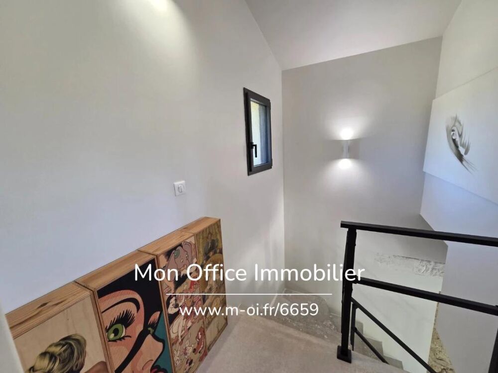 à vendre  Maison Vaugines (84160)