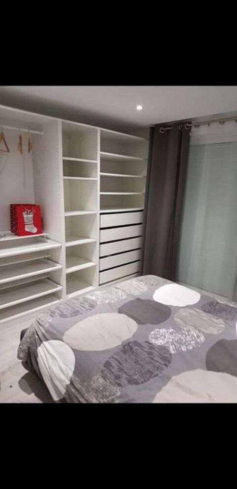   Chambre de 20m2 � louer sur Lunel Appartement - 1 pi�ce(s) - 20 m�