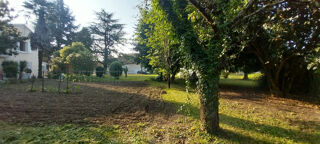  Immeuble  vendre 8 pices 218 m