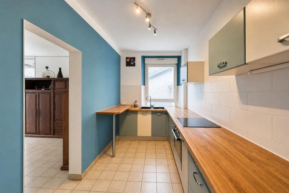 Grande maison 10 pièces à Angers avec potentiel locatif
