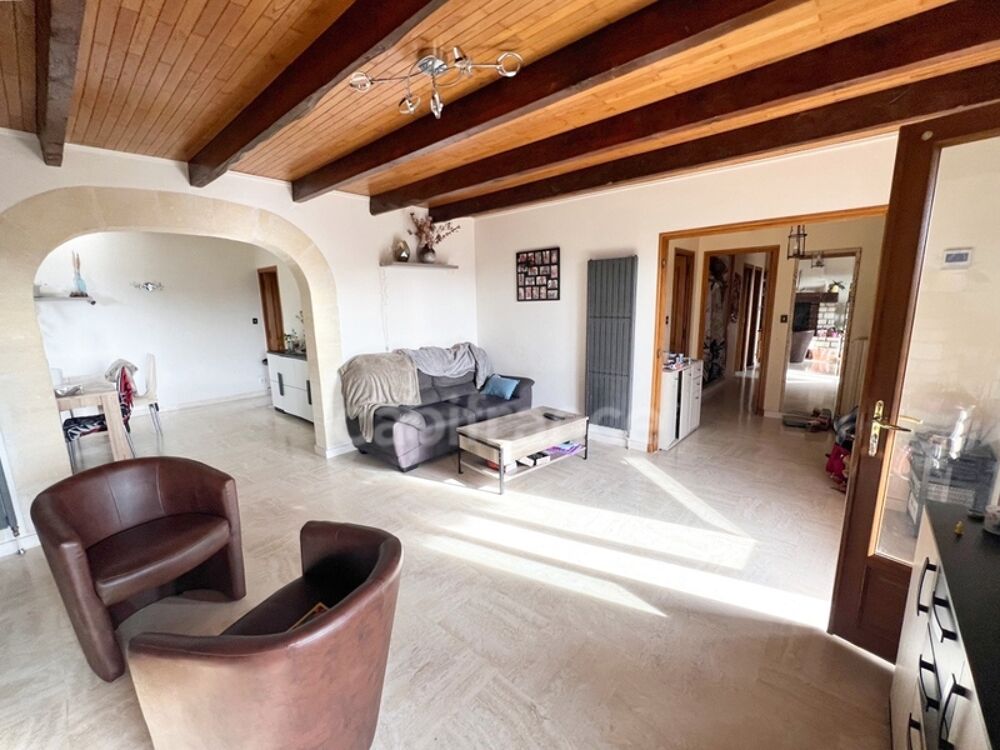 Vente Maison Maison individuelle 5 pièces 4 chambres 123 m² avec sous-sol complet, terrain 1300 m² et vue panoramique à REILLANNE (04) Reillanne