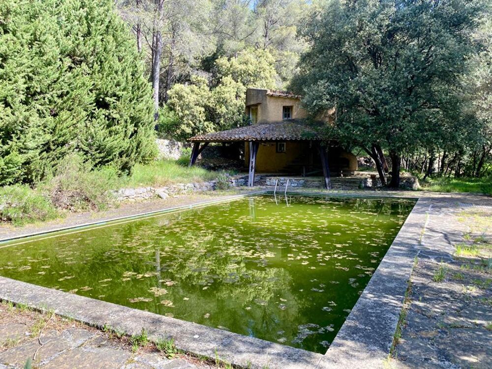 à vendre  Maison Le Revest-les-Eaux (83200)