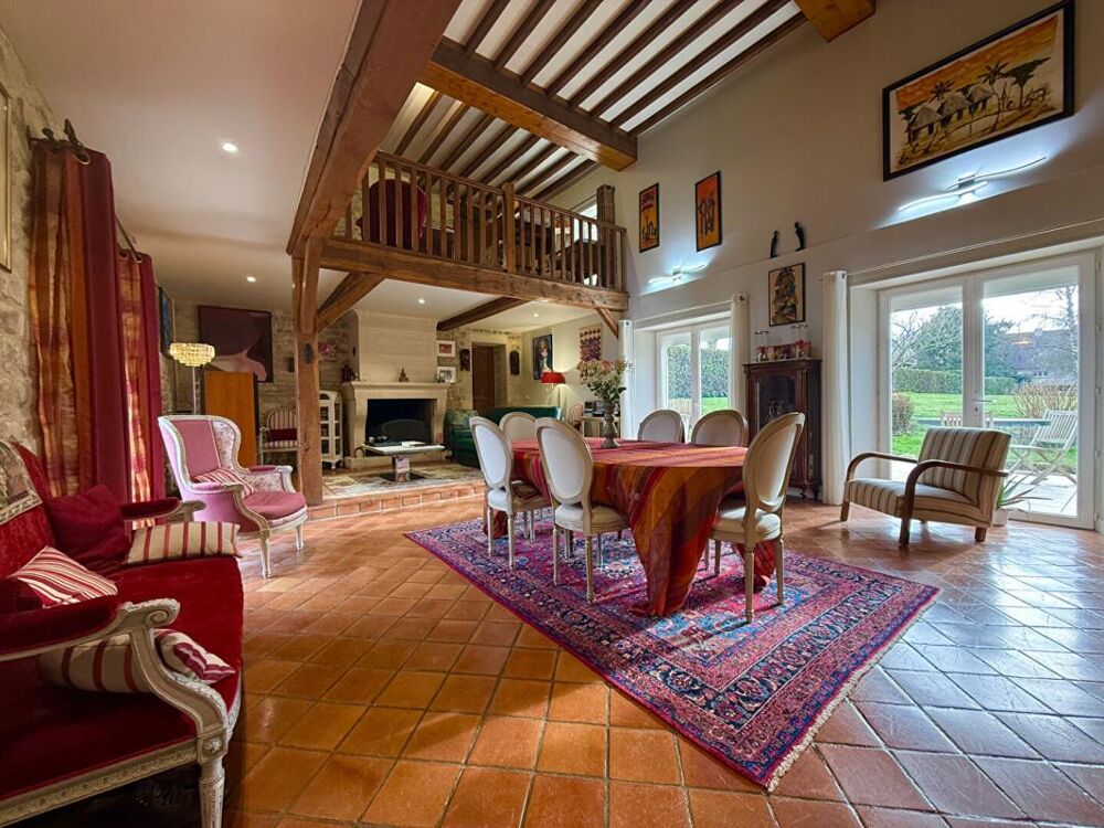 Maison 8 pièces 220 m² · à Carcagny · 220 m² · 620 000 €