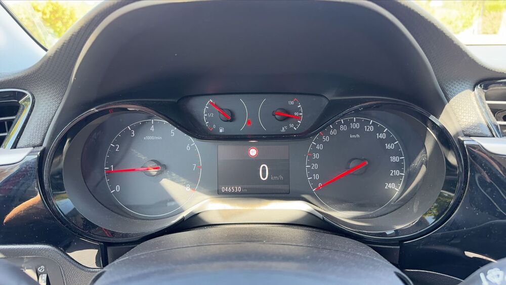 Corsa 1.2 Turbo 100 Edition - Premi&egrave;re main 2023 occasion 01120 Dagneux