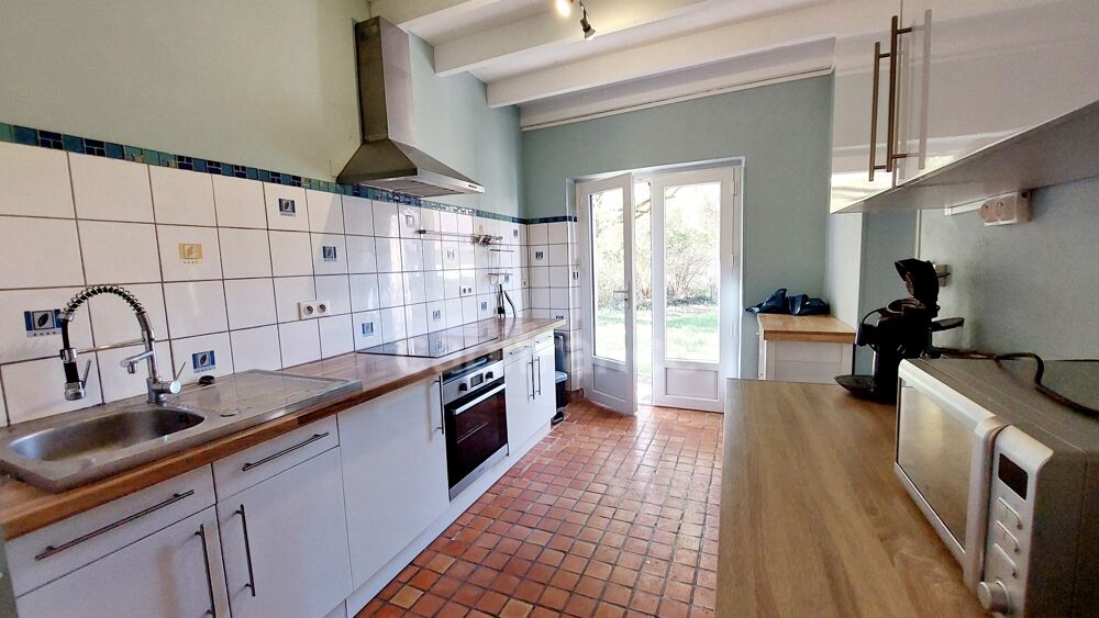 Vente Maison Maison au centre du village Prats du Périgord, 92m2, 4 pièces, 3 chambres, jardin, puits, grange avec fort potentiel Prats du perigord