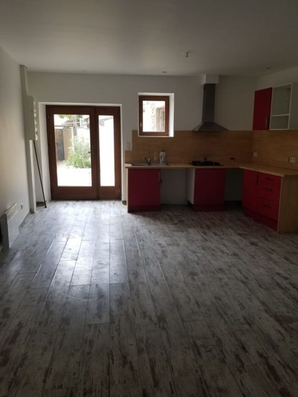 Location Appartement Studio de 48m2 à louer sur Milhaud Milhaud