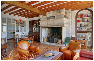  Maison � vendre 9 pi�ces 205 m�