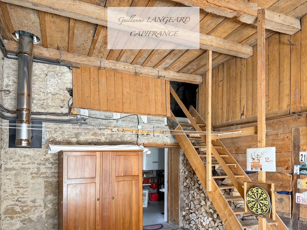 Vente Maison Martignat (01100) - Maison de village en pierres 92 m2, avec dépendances et fort potentiel d'agrandissement Martignat