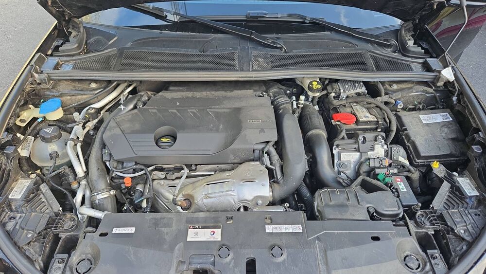 308 SW III 1.6 PureTech 180 Hybrid e-EAT8 Active Pack - Automatique 2022 occasion 35400 Saint Malo