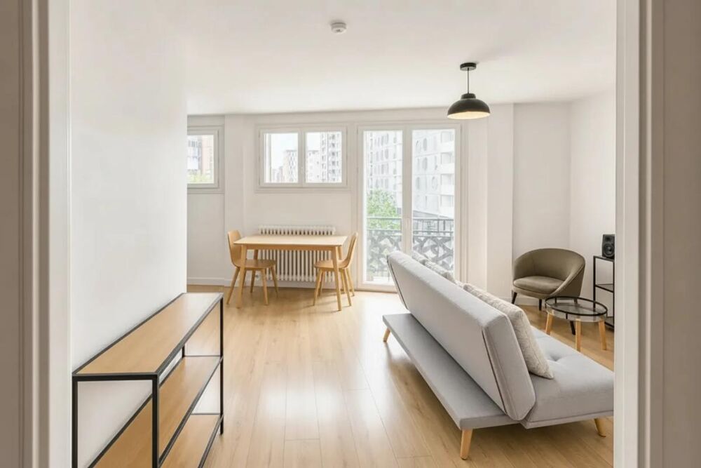 Cartoucherie bel appartement T4 avec balcon