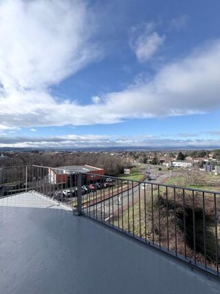  Appartement � louer 4 pi�ces 86 m�