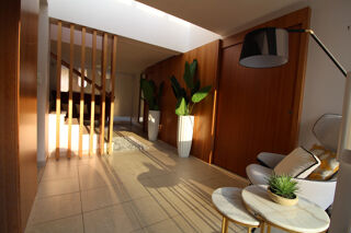  Maison à louer 8 pièces 261 m²