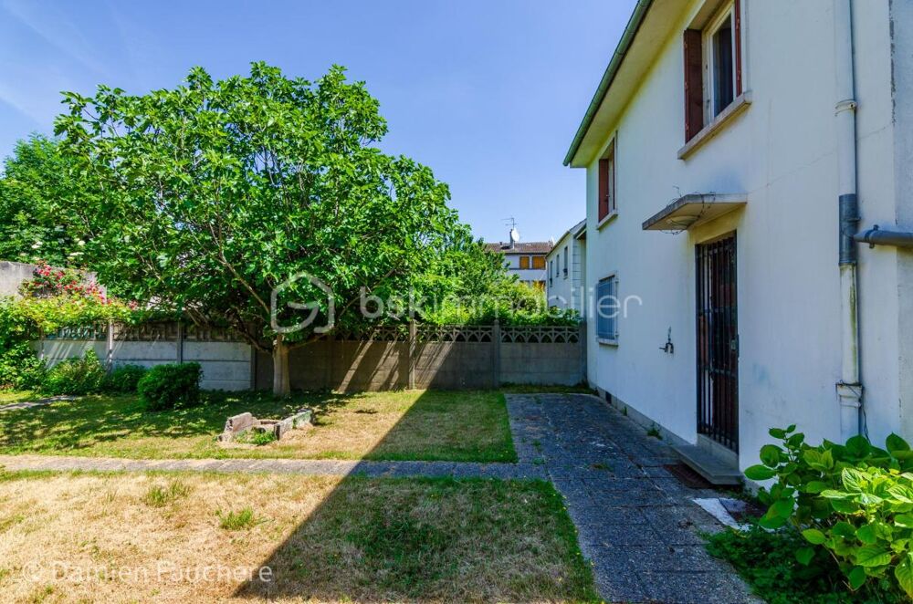 Vente Maison Villejuif Louis Aragon – Maison 104m² avec Grand Jardin et Garage ! FORT POTENTIEL !! Villejuif