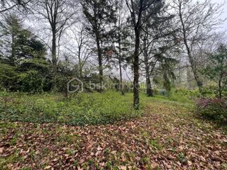  Terrain à vendre 937 m²