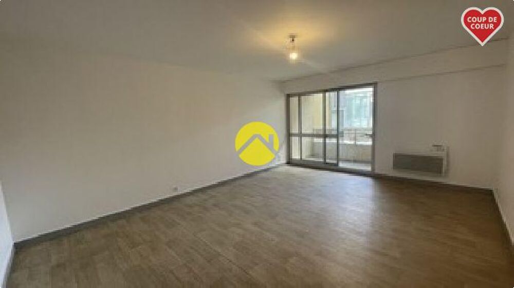 APPARTEMENT AVEC BALCON