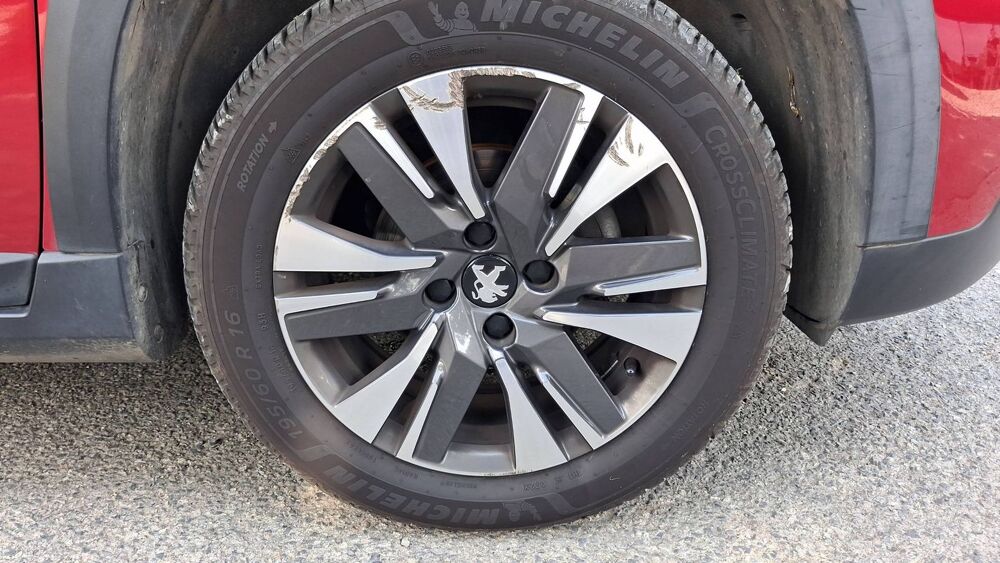 2008 I 1.5 BlueHdi 100 Allure 2019 occasion 35890 Bourg Des Comptes