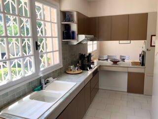  Maison  vendre 5 pices 220 m