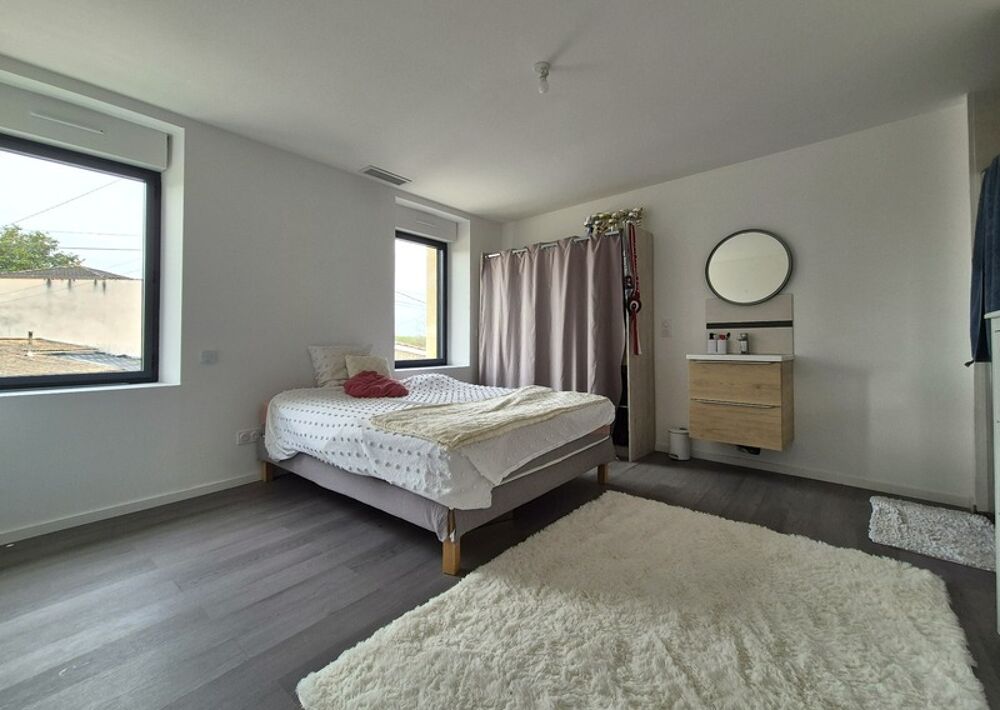 � vendre  Maison Berson (33390)