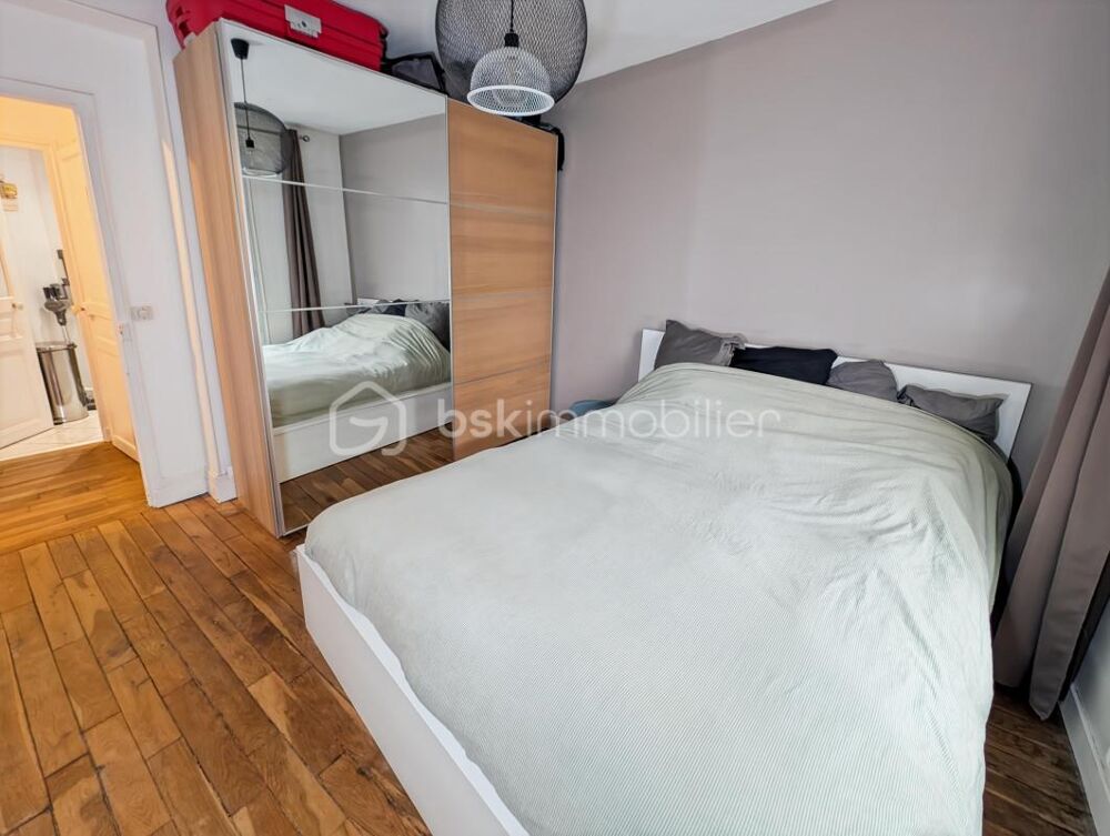 BEL APPARTEMENT F2 (F3 possible) VINCENNES CENTRE: CACHET ET LUMINOSITE! 6 MINUTES A PIEDS DE L'AVENUE DU CHATEAU, DE LA MAIRIE,