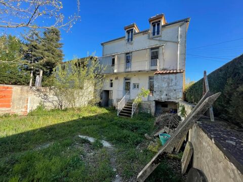   Charlieu, Maison 126m2 avec terrain et d�pendance � r�nover Maison - 6 pi�ce(s) - 126 m�