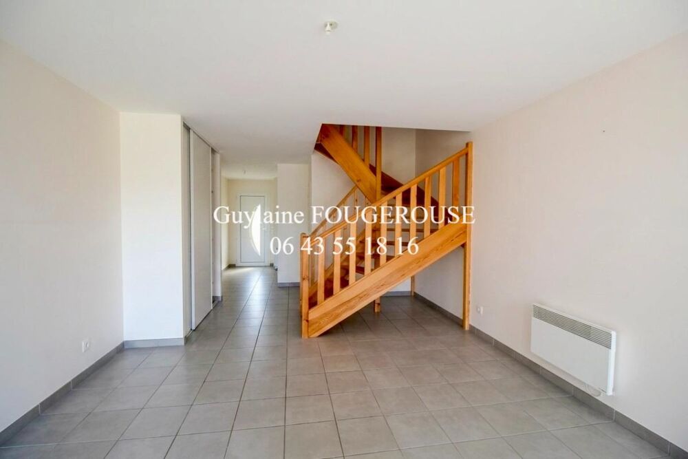APPARTEMENT AVEC TERRAIN ATTENANT