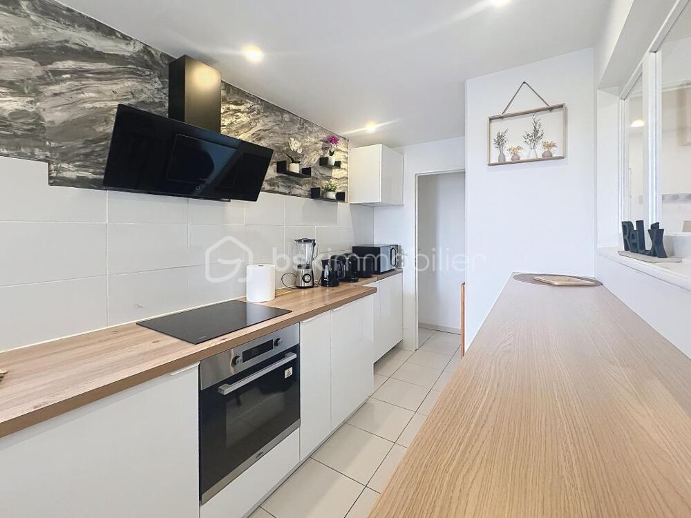 RARE EVRY-APPARTEMENT 5 PIECES 93 m2 REFAIT A NEUF