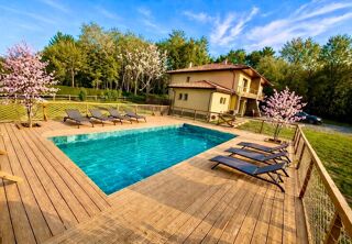  Maison � vendre 8 pi�ces 215 m�