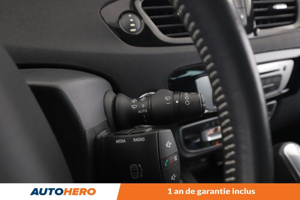 Grand scenic IV 1.5 dCi Bose Edition EDC 5PL 110 ch 2015 occasion 92130 Issy-les-Moulineaux