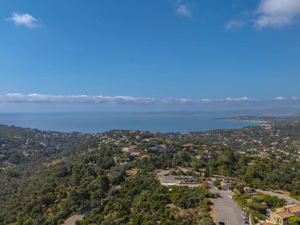 Vente Villa VILLA VUE MER AVEC POTENTIEL SUR LES HAUTEURS DES ISSAMBRES Roquebrune sur argens