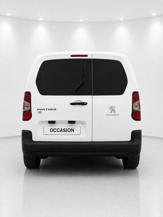 Partner 1&deg; Main / 1.5L BLUE HDI 100cv de 2022 version CABINE APPROFO 2022 occasion 60430 Abbecourt