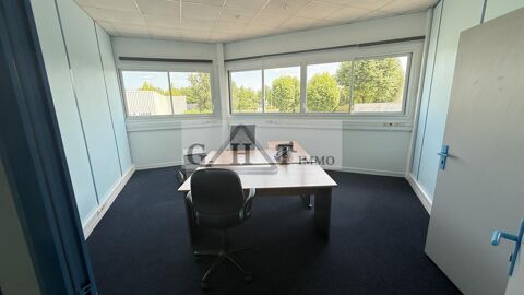 BUREAU DE 160 M² EN R+1  1335  TTC/MOIS (hors TVA) 1020 77860 Quincy voisins