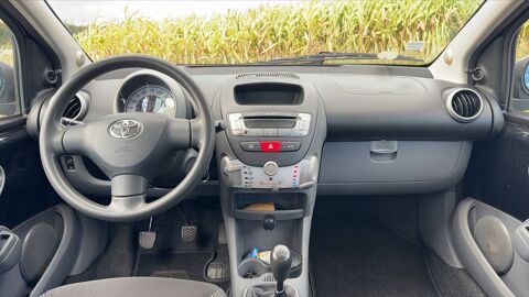 Aygo 1.0 VVT-I 68 Confort 2009 occasion 76230 Isneauville