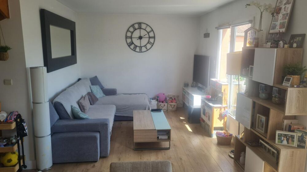 Appartement F3 2 chambres en duplex avec terrasse