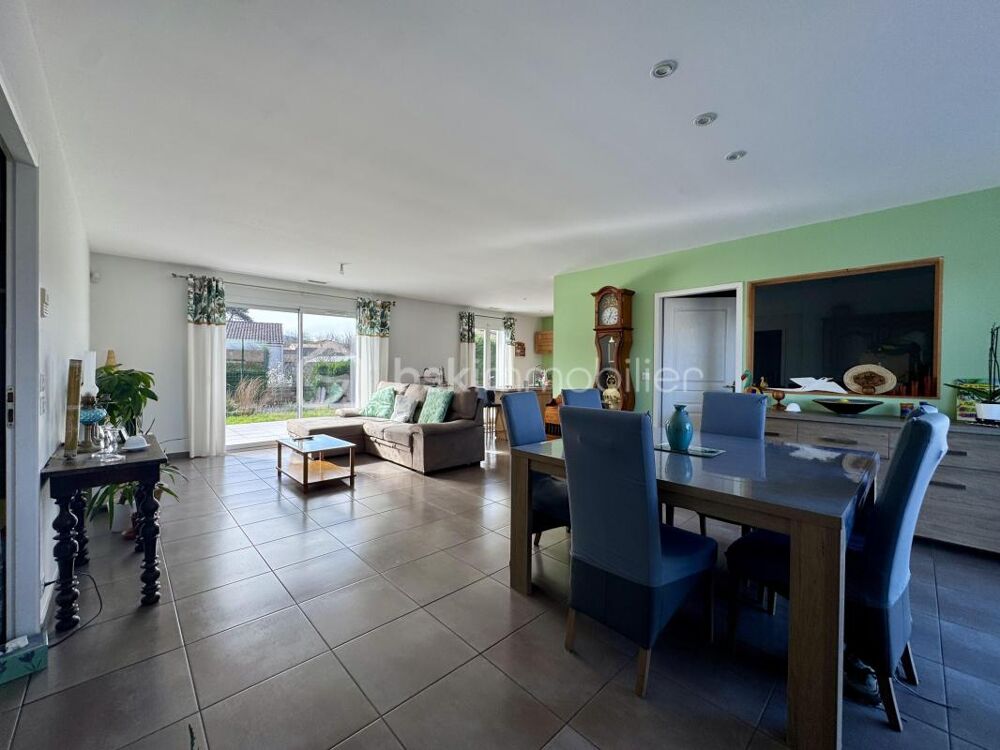 Vente Maison Plain-pied 112m2 habitables - 3 chambres et pièce annexe - garage - terrain 628m2 Labruguiere