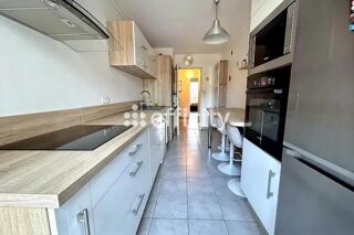  Appartement  vendre 4 pices 83 m