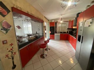  Maison � vendre 8 pi�ces 250 m�