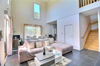  Appartement � vendre 4 pi�ces 102 m�