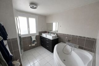  Maison � vendre 7 pi�ces 170 m�