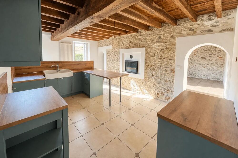 Longère 10 pièces à Réaumur, potentiel gîte