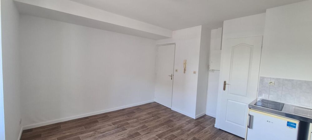 Vente Appartement Appartement Nantes 1 P . 16.11 M² . Salle d'eau avec toilettes Nantes