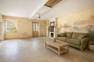  Propriété/château à vendre 2 pièces 62 m²